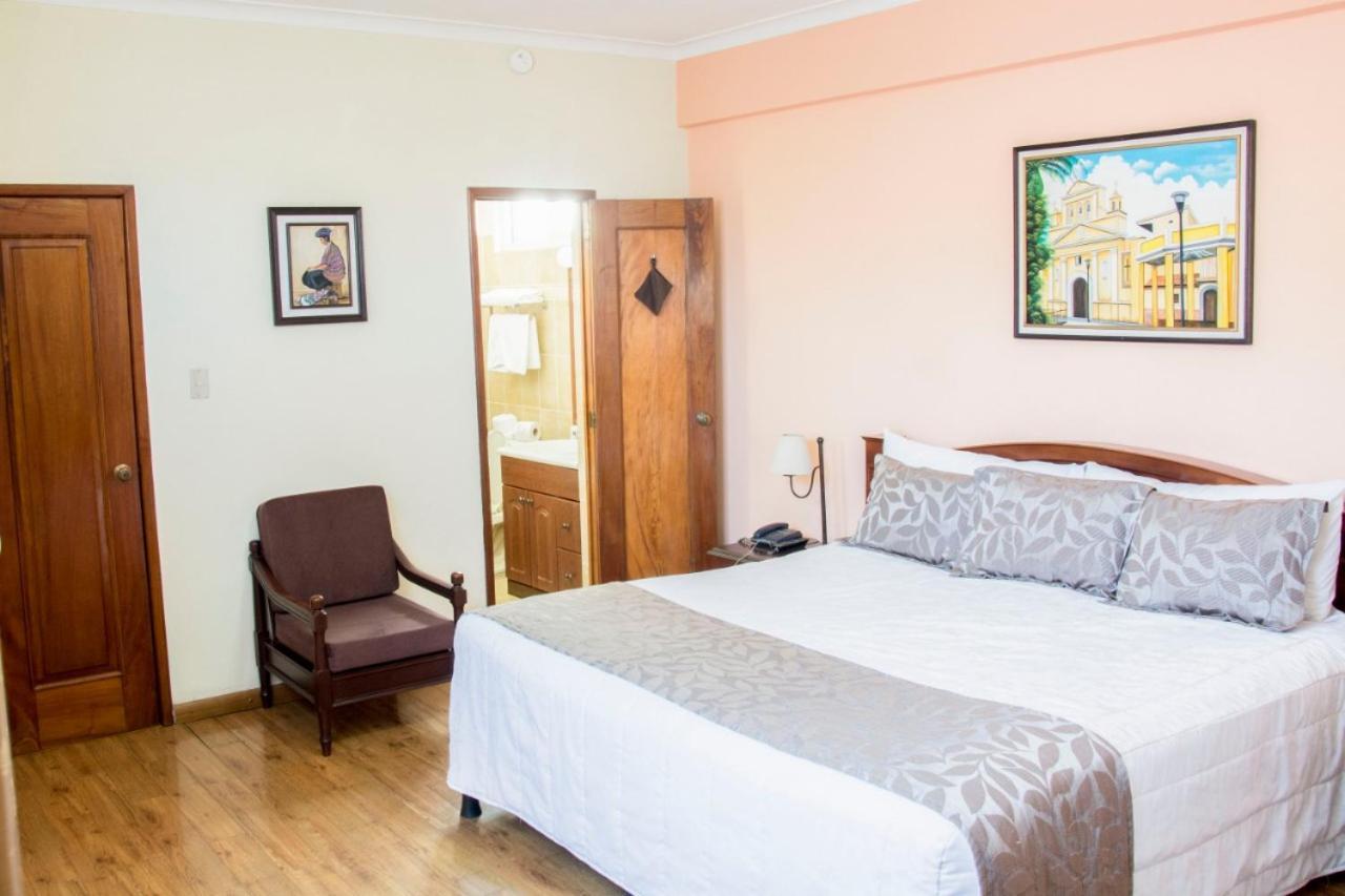 Hotel Pensión Bonifaz Quetzaltenango Exterior foto