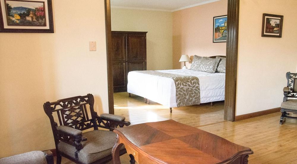 Hotel Pensión Bonifaz Quetzaltenango Exterior foto